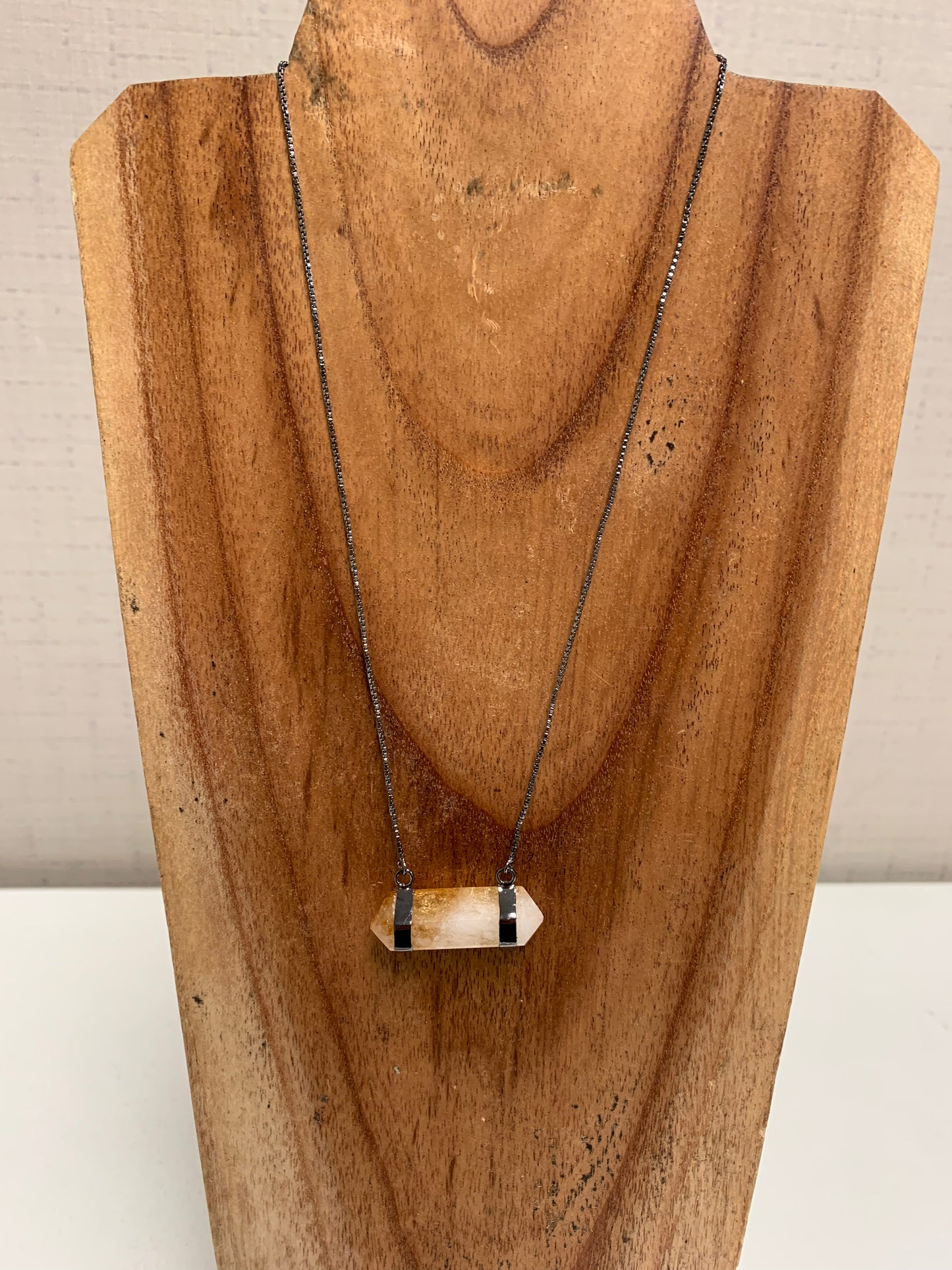 18" Double Terminated Point Necklace (Blue Agate)