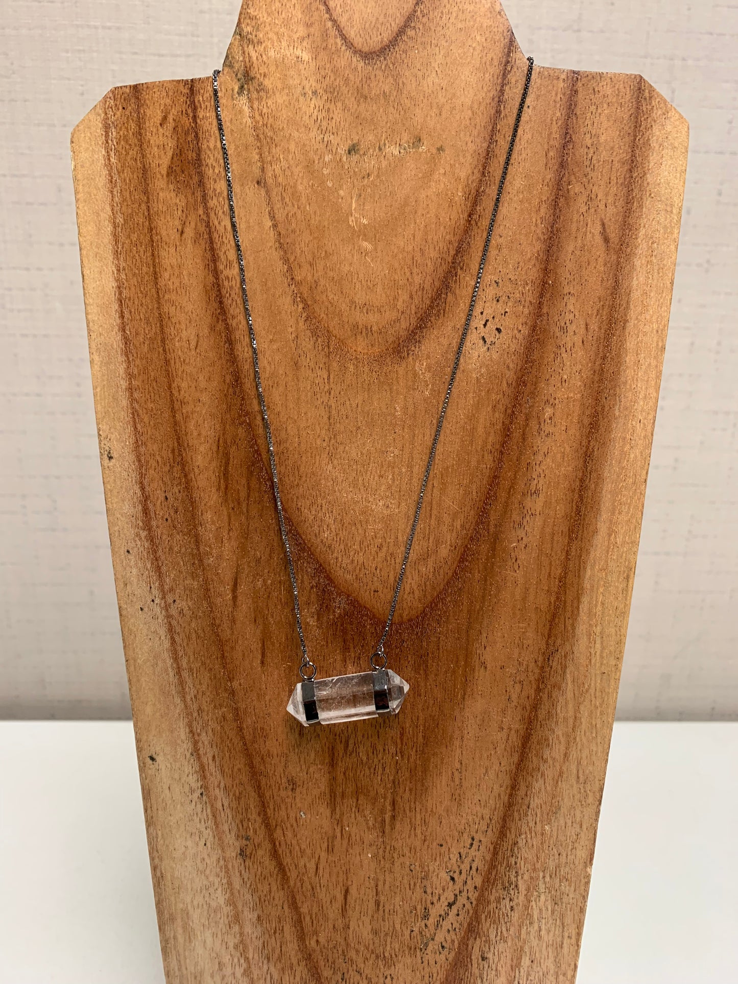 18" Double Terminated Point Necklace (Blue Agate)