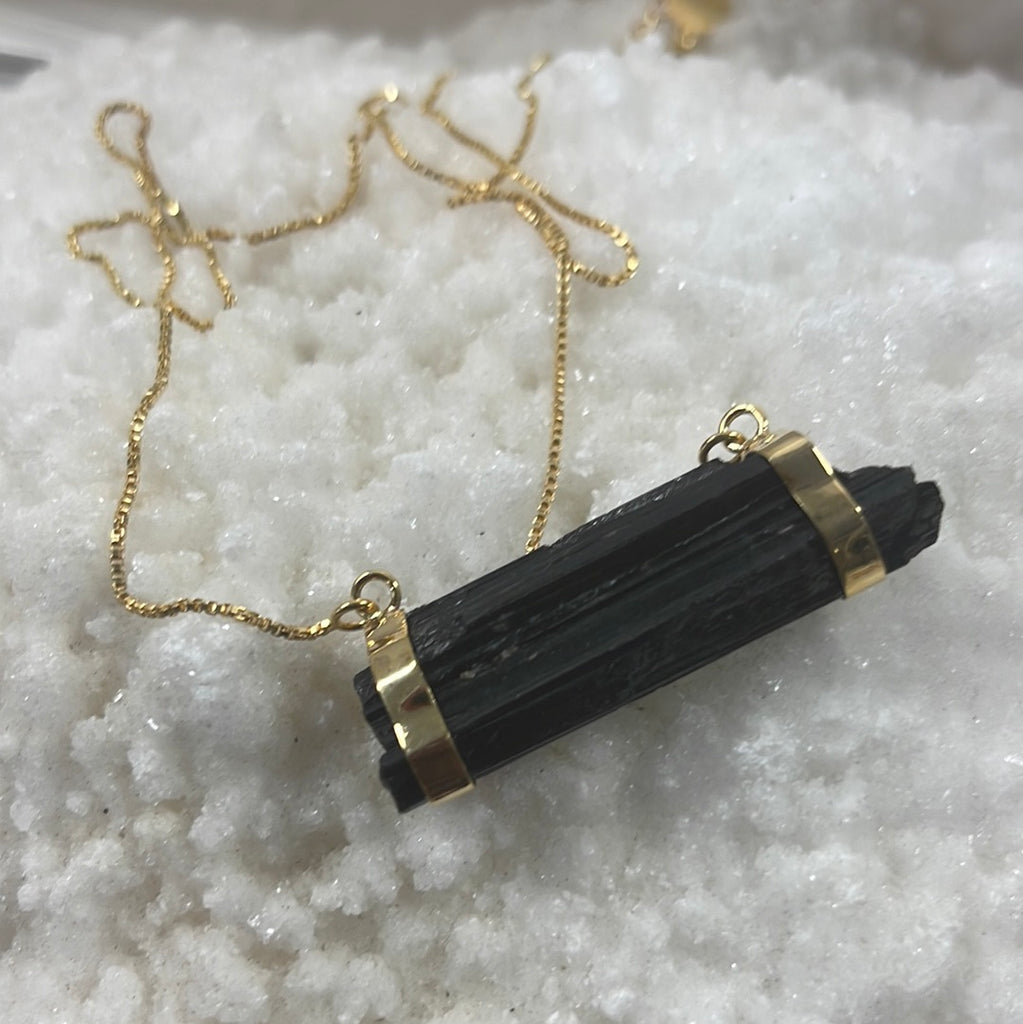 Black Tourmaline Horizontal Necklace.  NEEDS NEW PICTURE HAS NEW CHAIN
